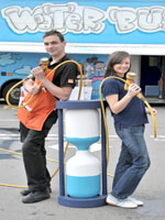 NI Waters Clare O'Hora and B&Q Chris Murray team up to save water by using trigger nossels. | NI Water News
